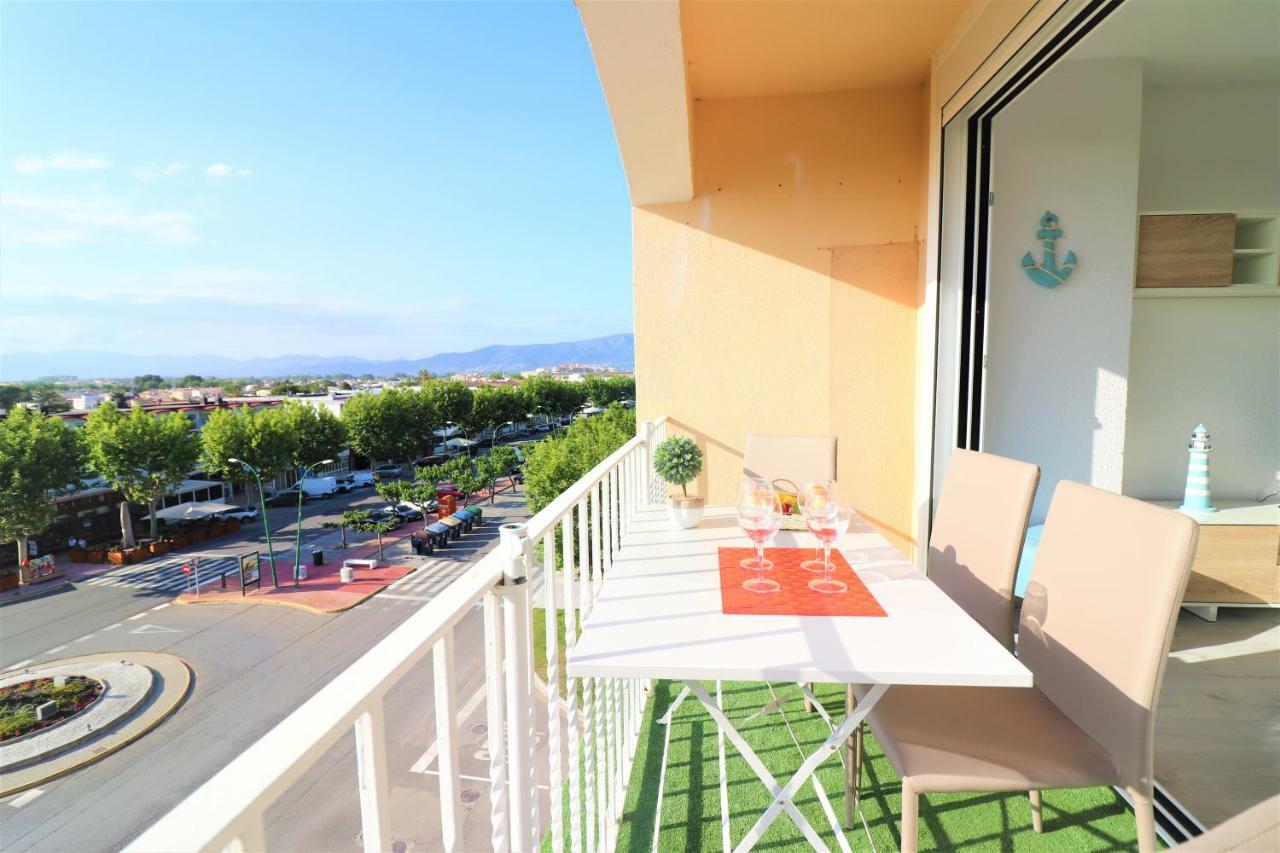 Gran Reserva Flores 23 - Barneda Apartment Empuriabrava Exterior photo